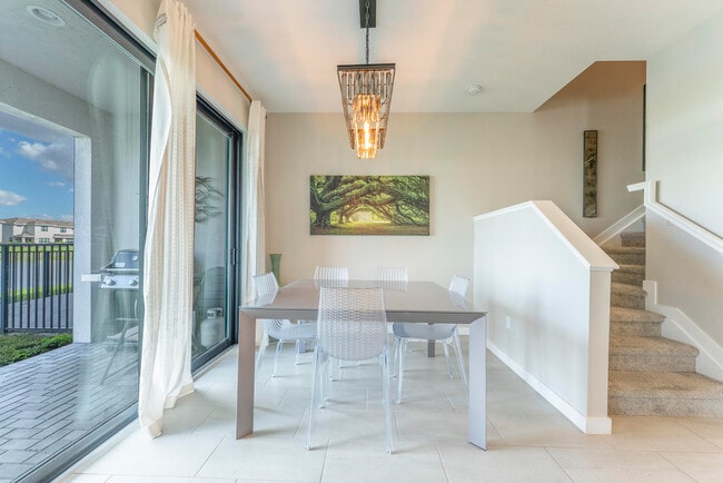 Building Photo - 8709 Corvus Dr