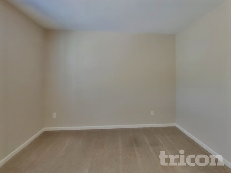 Building Photo - 4600 Montelena Dr