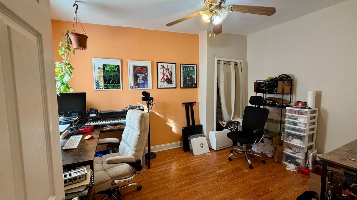 Building Photo - 1804 Titan St