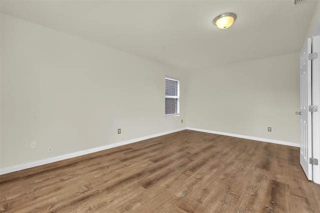 Building Photo - 917 Bloomfield Dr