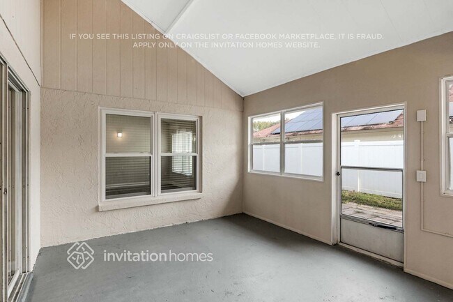 Building Photo - 11911 Hickorynut Dr
