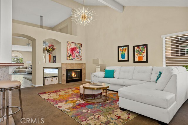 Building Photo - 1521 Fairway Oaks Ave