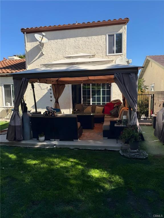 Building Photo - 3018 Oakwood Ln