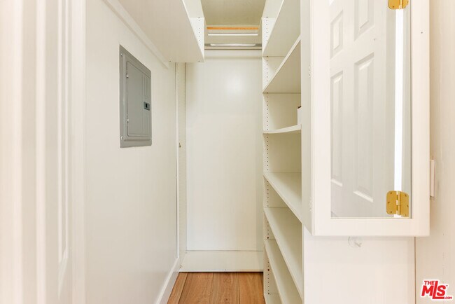Building Photo - 1133 Harrison Ave