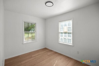 Building Photo - 1404 Mulford St