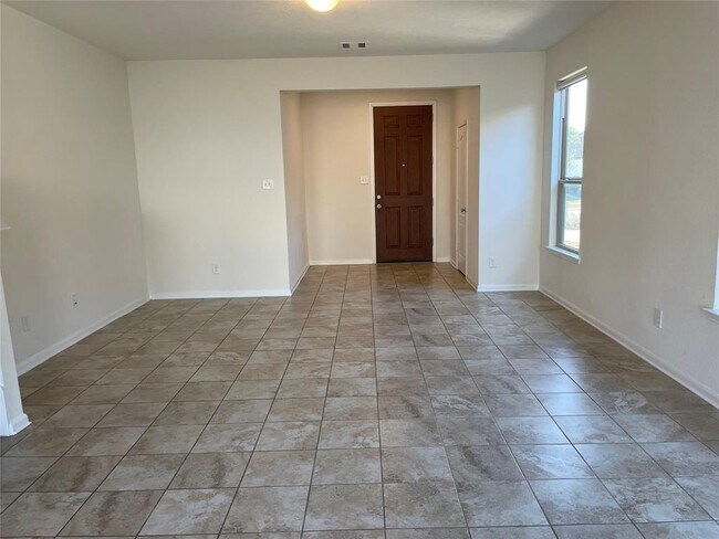 Building Photo - 13022 Mills Creek Meadow Dr