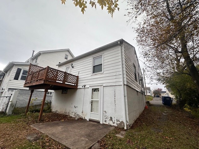 Building Photo - 241 Boston St