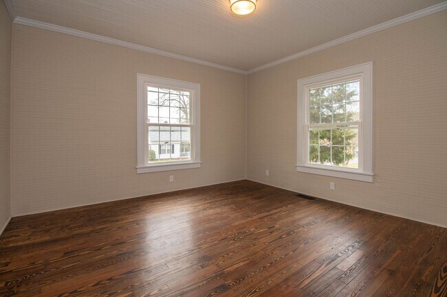 Building Photo - Exclusively Offered By Muse Realty Rentals, LLC