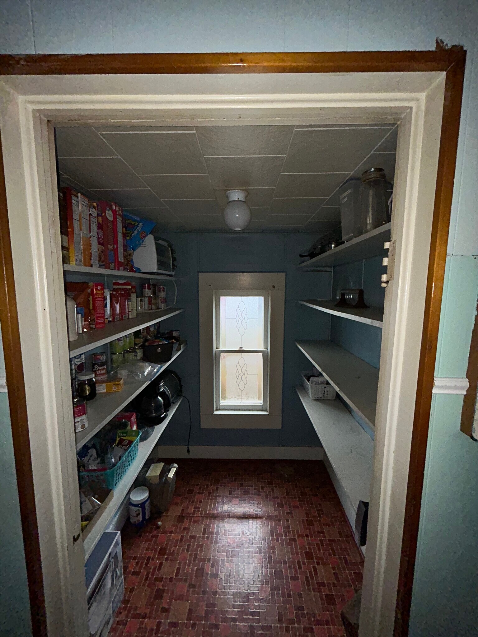 Building Photo - 404 S Thomas St