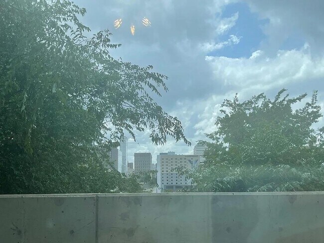 Building Photo - 800 Embassy Dr