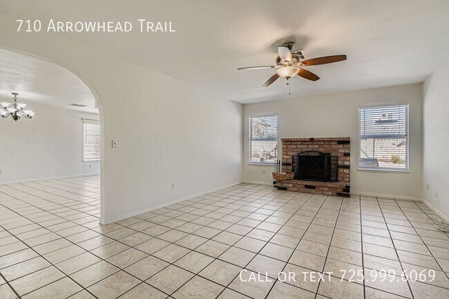 Building Photo - 710 Arrowhead Trail