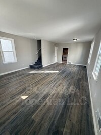 Building Photo - 105 W Broadway Ave