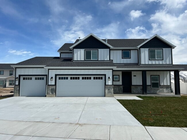 Building Photo - HUGE NEW HOUSE FOR RENT NEAR HILL AFB