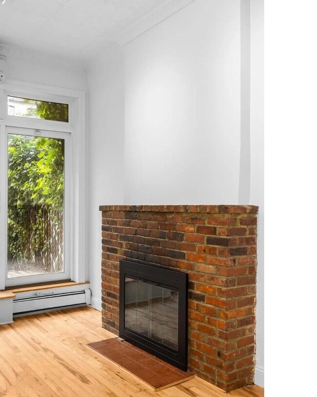 Building Photo - 743 Union St