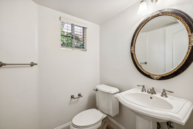 Building Photo - 29441 Port Royal Way