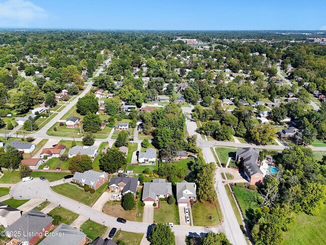 Building Photo - 12611 Bernay Pl