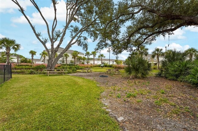 Building Photo - 5825 Biscotti St