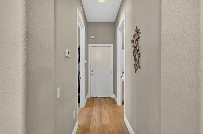 Building Photo - 481 Bullion Mine Ct