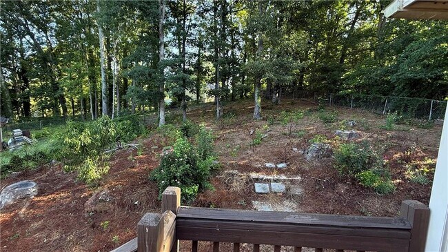 Building Photo - 2830 Pine Meadow Dr
