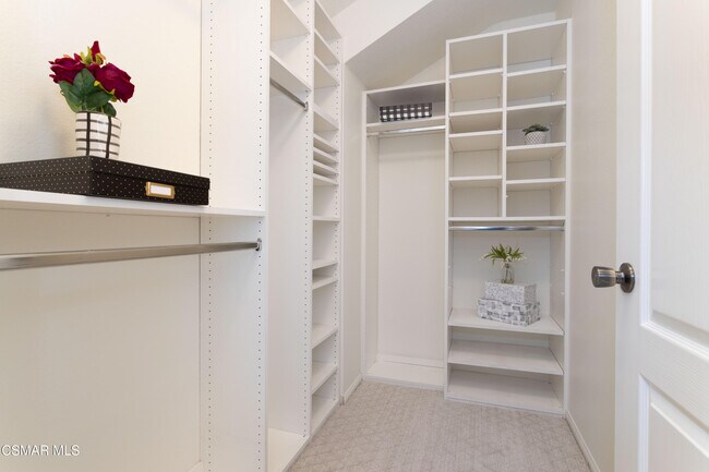 Building Photo - 12057 Falcon Crest Way