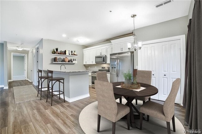 Building Photo - 275 Northill Dr