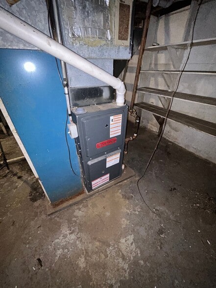 Building Photo - 2525 Tyrell Dr