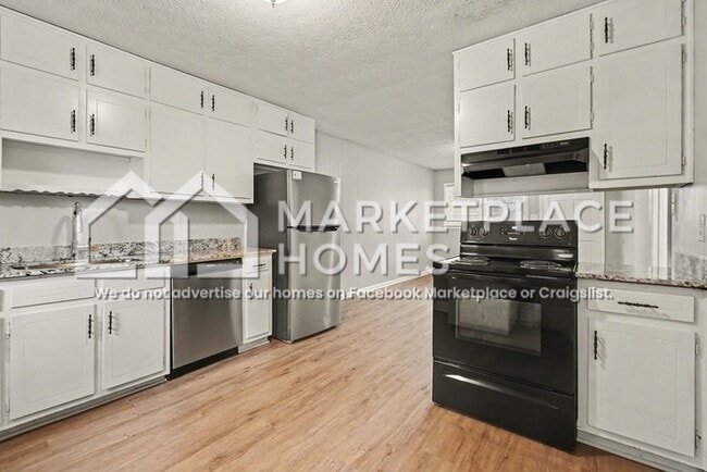 Building Photo - 5713 Alabama St SW