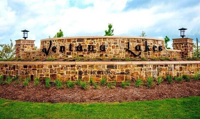Building Photo - 23802 Piedmont Forest Dr
