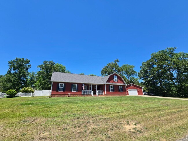 Building Photo - 441 Corsegan Rd