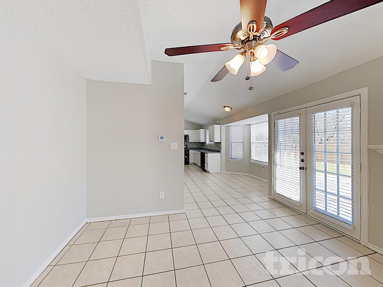 Building Photo - 217 Chamblin Dr