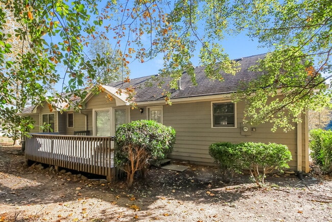 Building Photo - 10 Beaverdam Ct