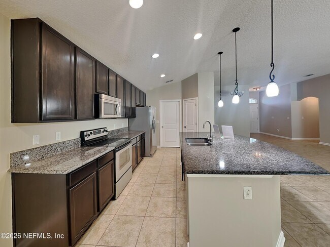 Building Photo - 141 Terracina Dr