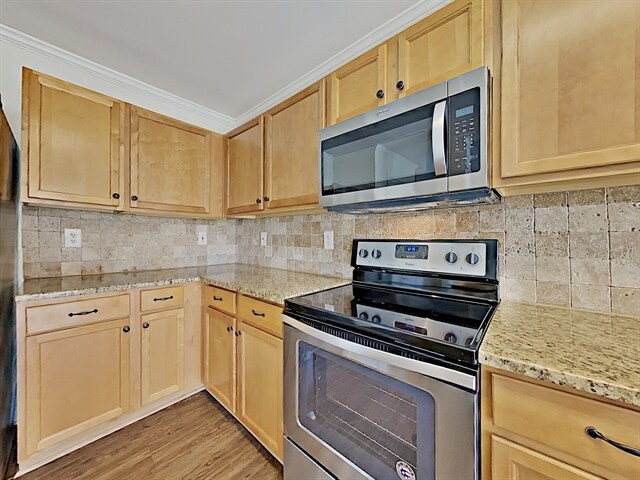 Building Photo - 8723 Chalkstone Road