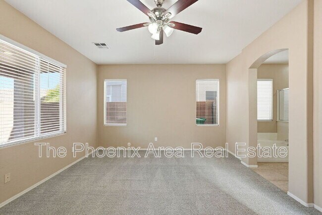 Building Photo - 44216 Palmen Dr