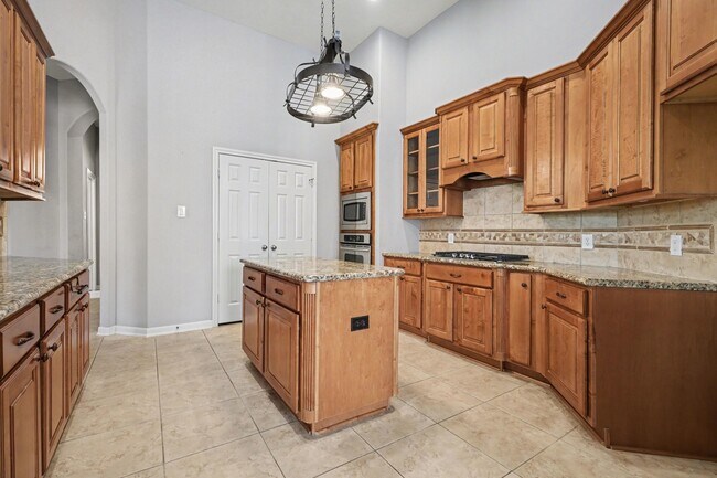 Building Photo - 2891 Tuscania Ln