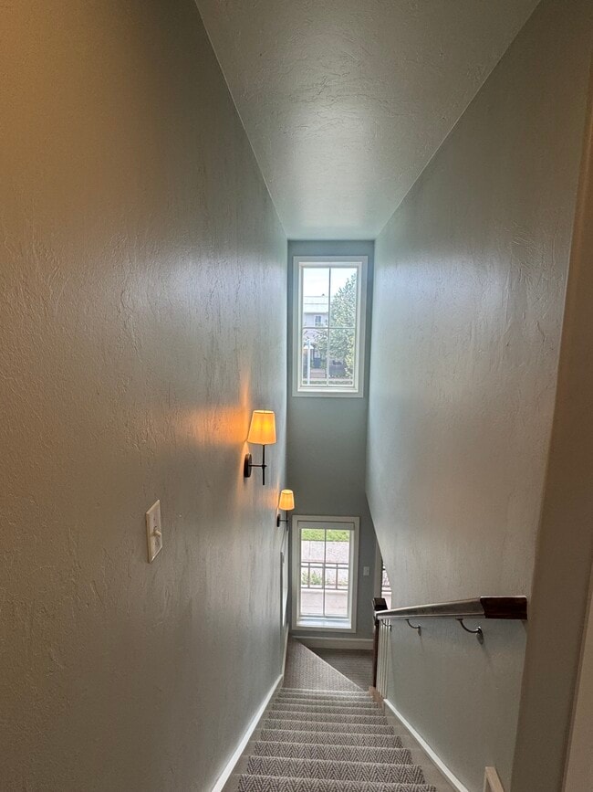 Building Photo - 1817 Runway Blvd