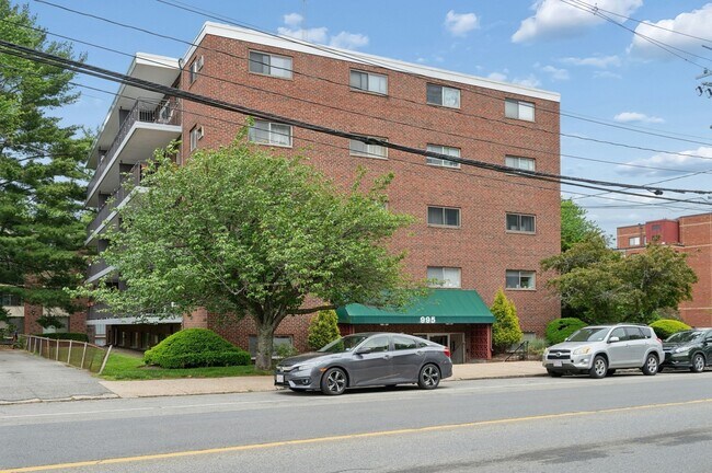 Building Photo - 995 Massachusetts Ave