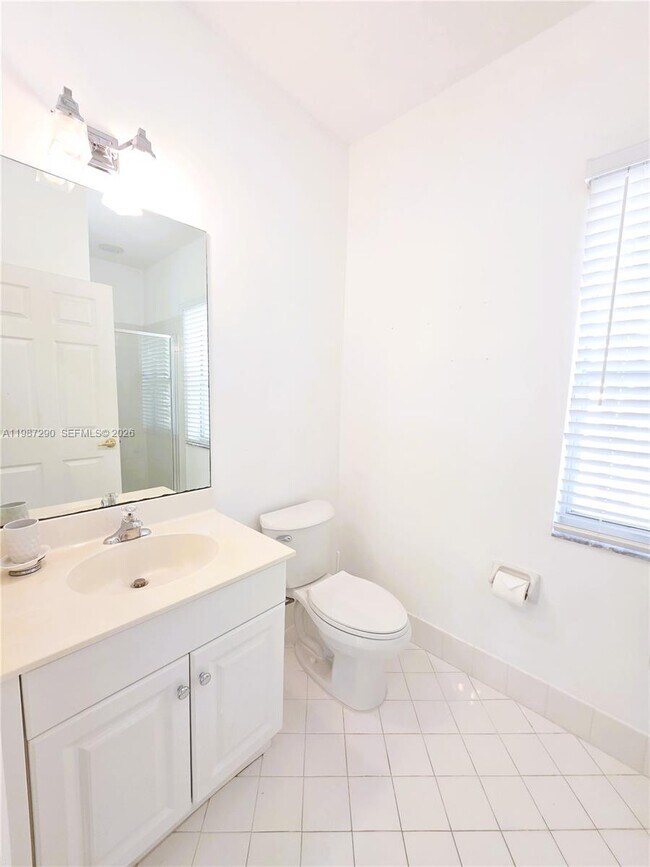 Building Photo - 16404 Diamond Head Dr