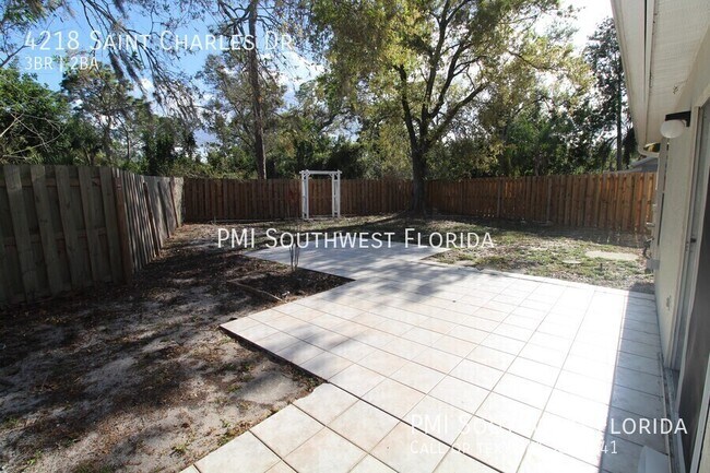 Building Photo - 4218 St Charles Dr