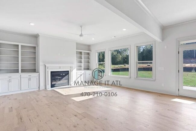 Building Photo - Beautiful 5 bedroom house in Suwanee. Lambert High School district!