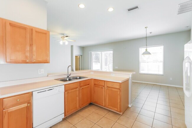 Building Photo - 22135 Red Jacket Ln