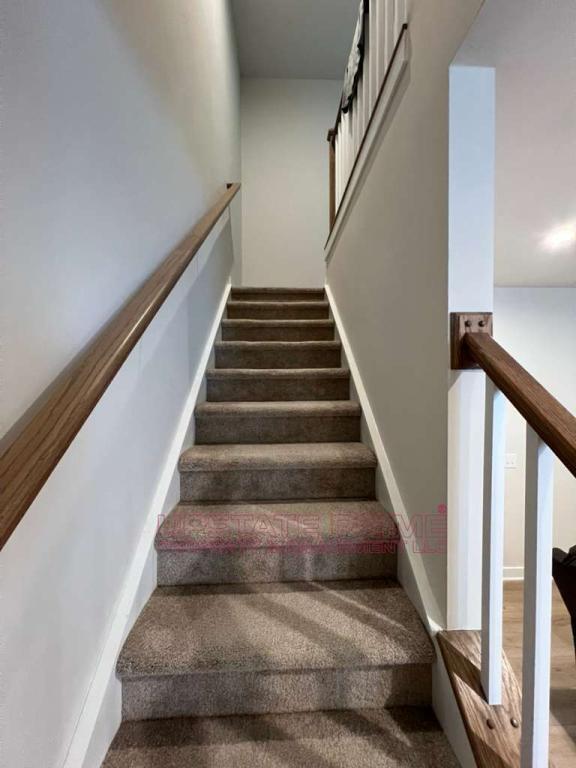 Building Photo - 340 Lograto Ln