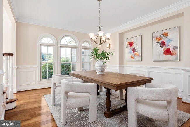 Building Photo - 1576 Bay Head Rd