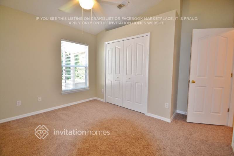 Building Photo - 1450 Ashbourne Way