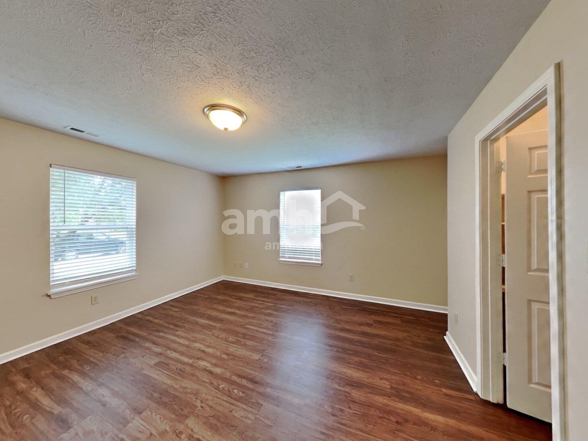 Building Photo - 7576 Gold Coin Dr