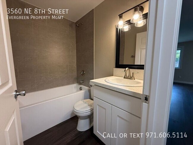 Building Photo - 3560 NE 8th St