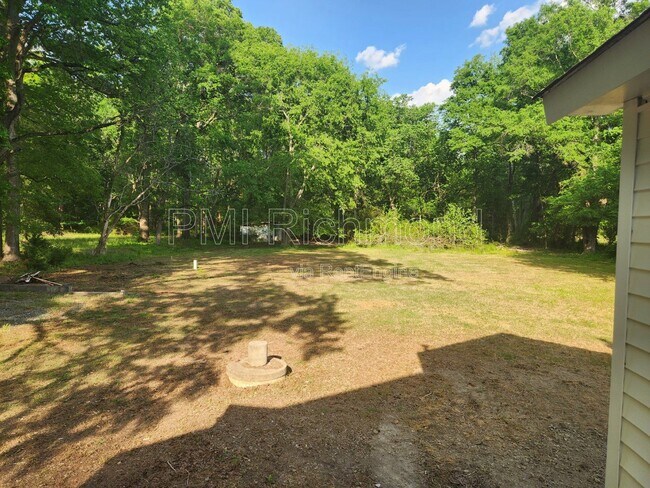 Building Photo - 8037 Varina Rd