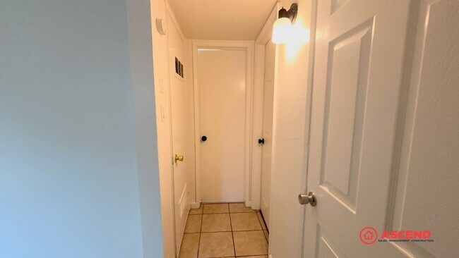 Building Photo - 309 Washington Ave