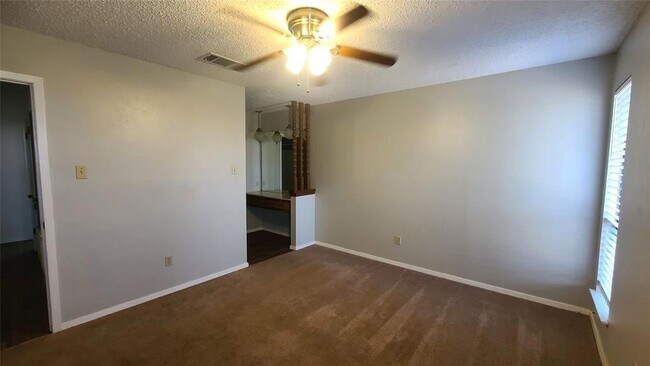 Building Photo - 13112 Lamplight Village Ave