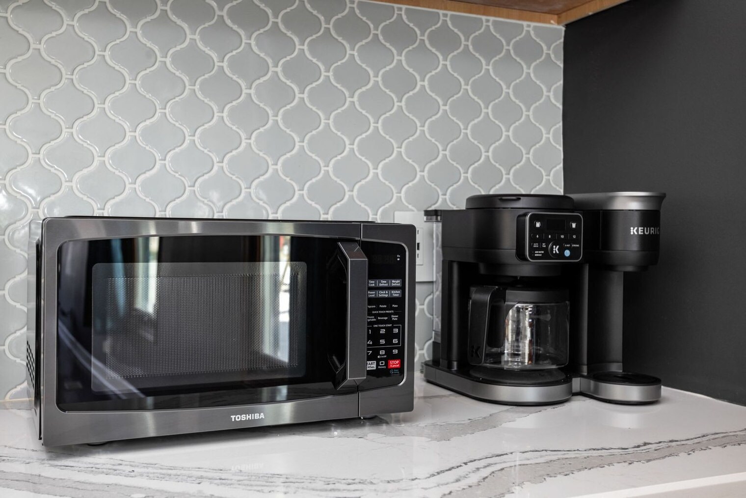 Building Photo - 525 E North St